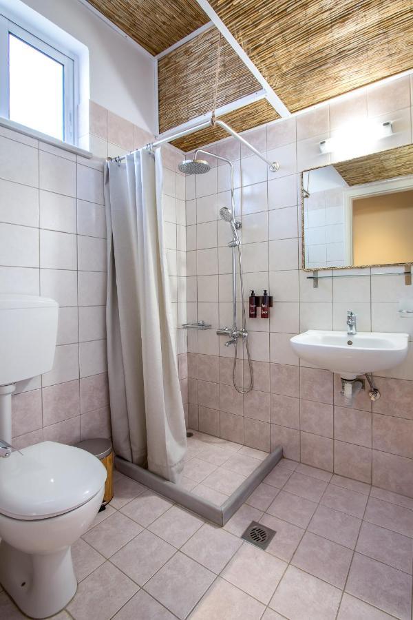 Kanso Rooms Galatás Zewnętrze zdjęcie